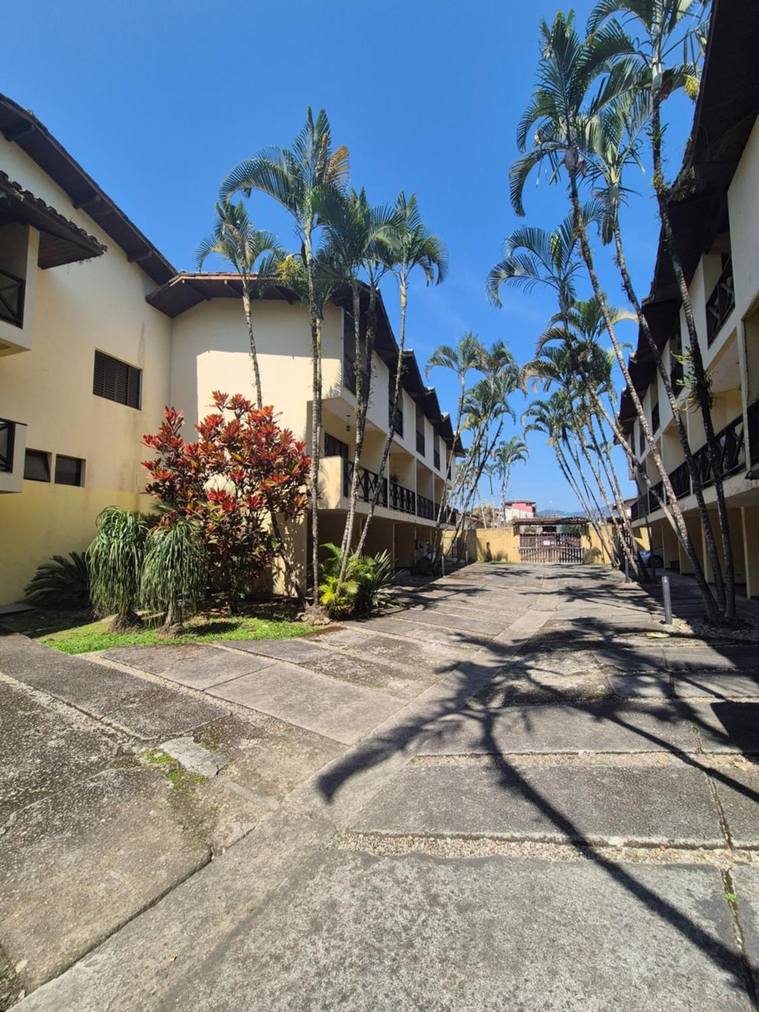 Casa 7 Em Ubatuba No Centro Condominio Com Piscina E Churrasqueira Eksteriør billede