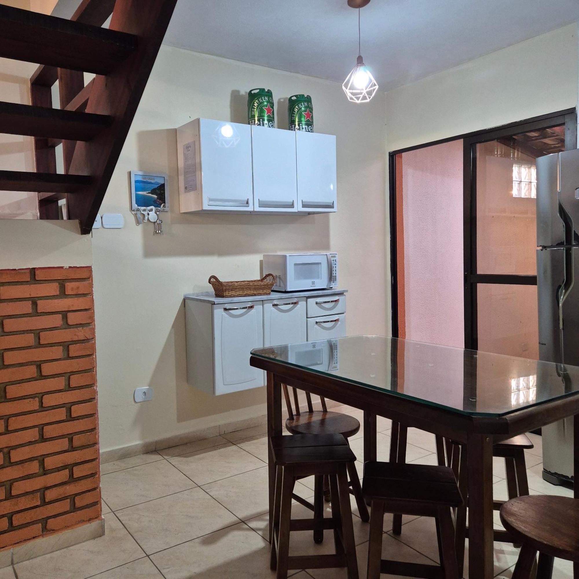 Casa 7 Em Ubatuba No Centro Condominio Com Piscina E Churrasqueira Eksteriør billede